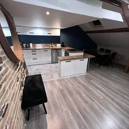 Little Stuart Apartment *
