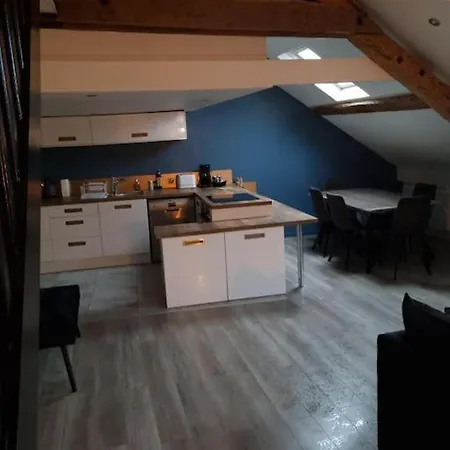 Little Stuart Apartment *
